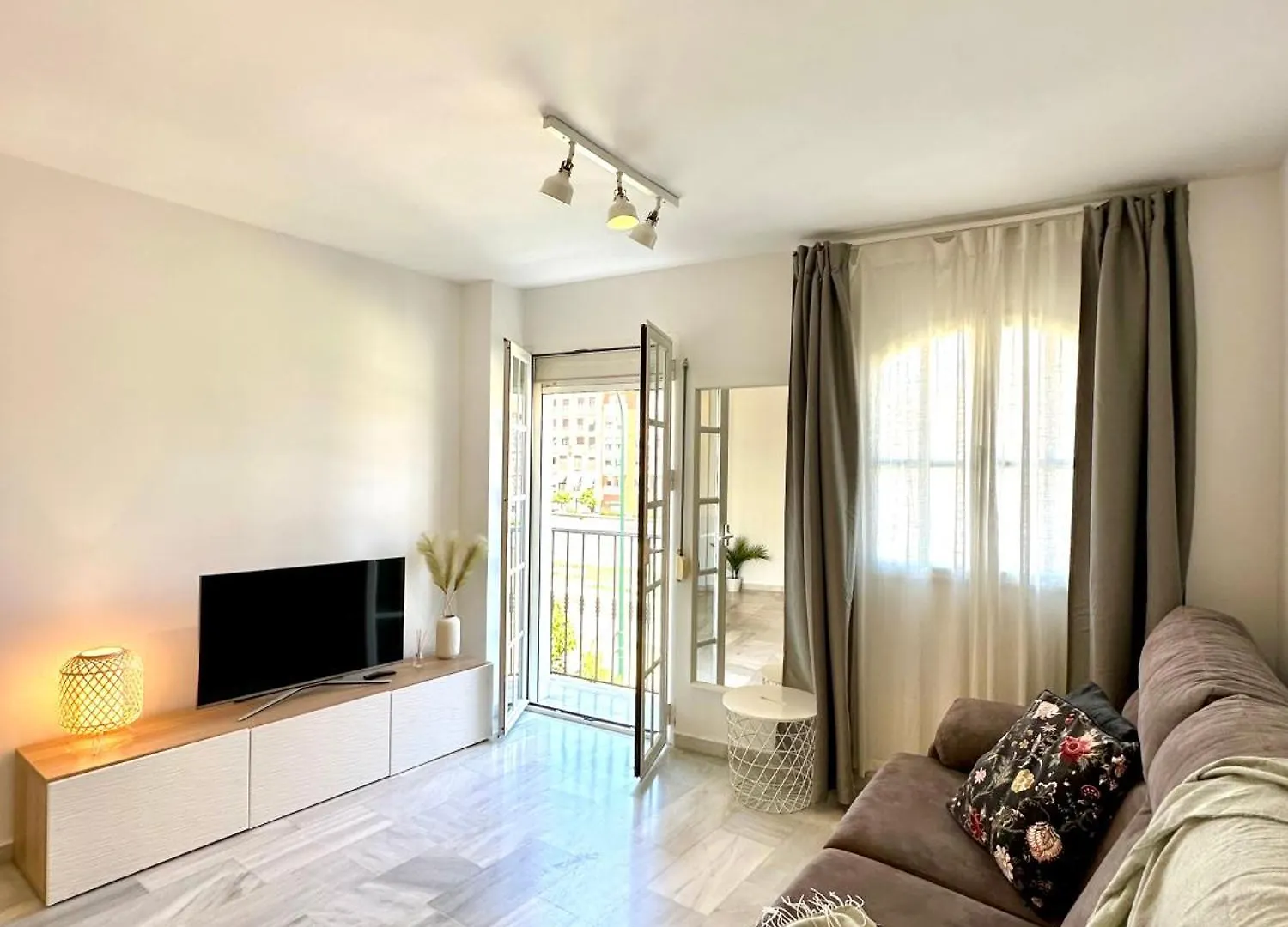 Apartment Apartamento Malaga Centro Con Vistas Al Casco Historico Spain